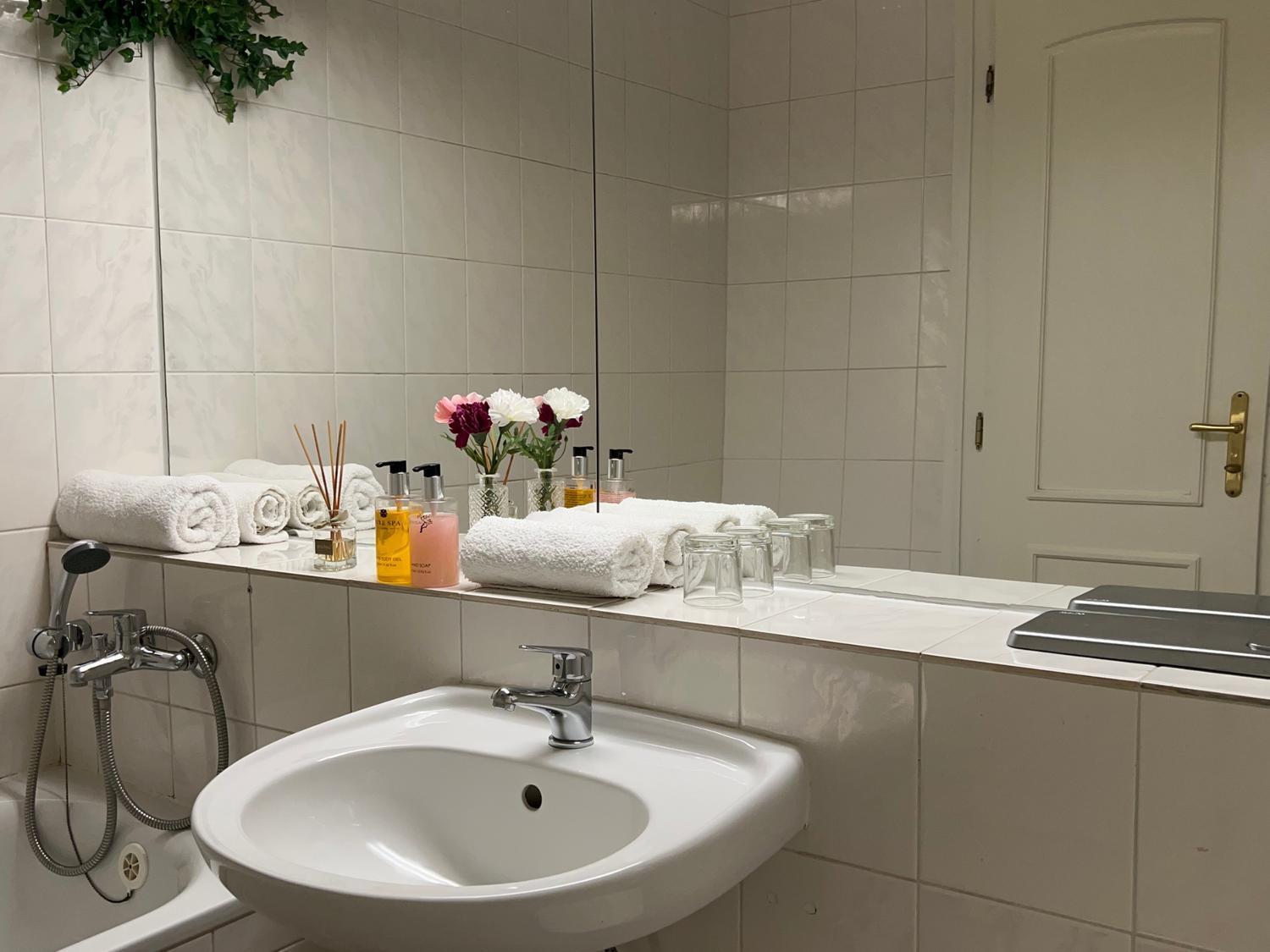 Hotel Sloup Sobeslav Luaran gambar