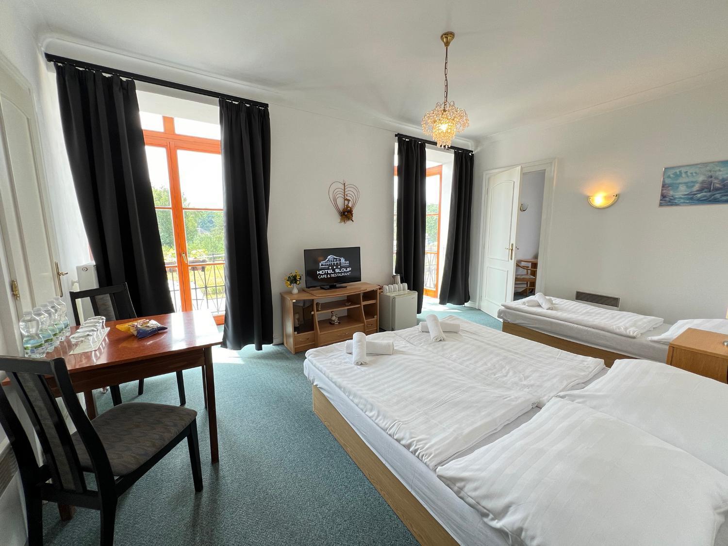 Hotel Sloup Sobeslav Luaran gambar